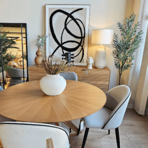 Silla tapizada beige ribete negro ANE
